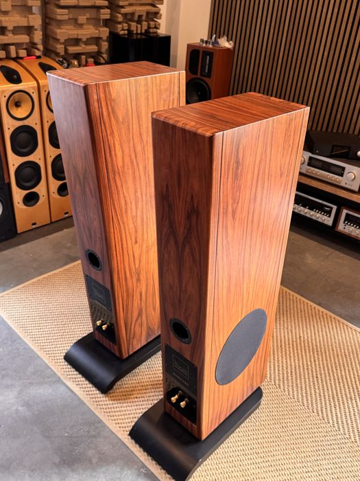 Vienna Acoustics Strauss kolumny podlogowe Austriackie