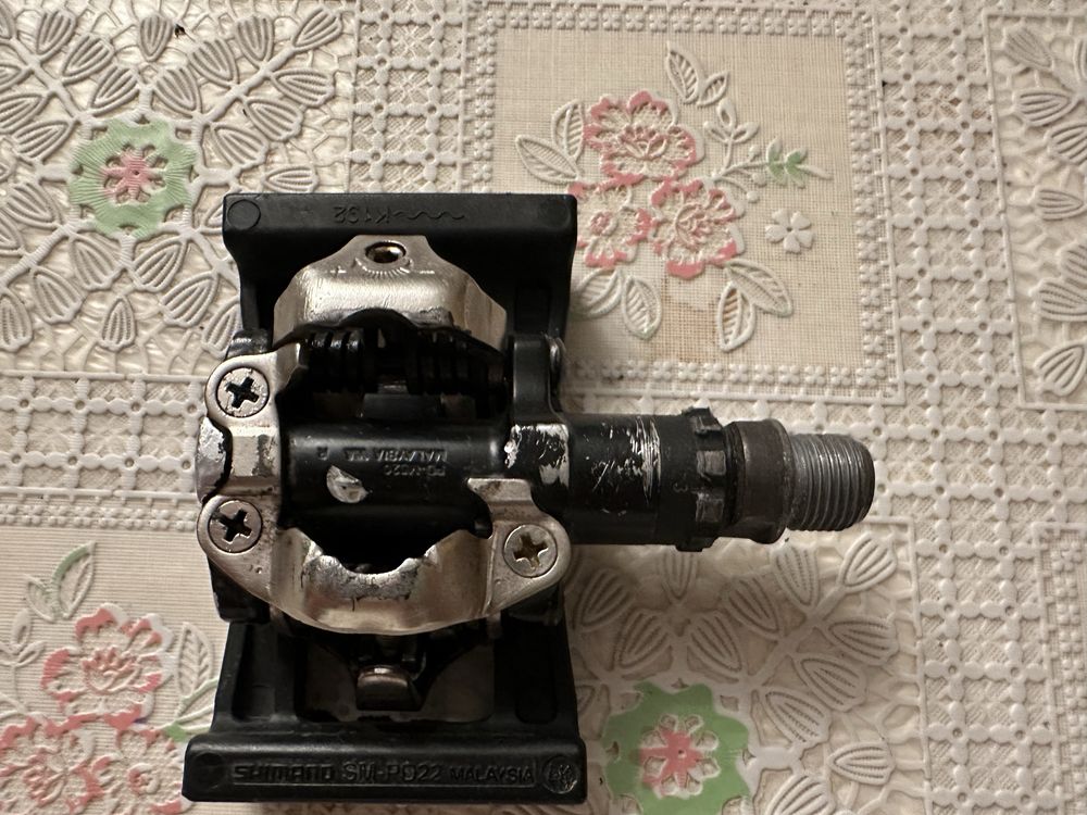 Pedais SHIMANO de competição com encaixe compatível SPD
