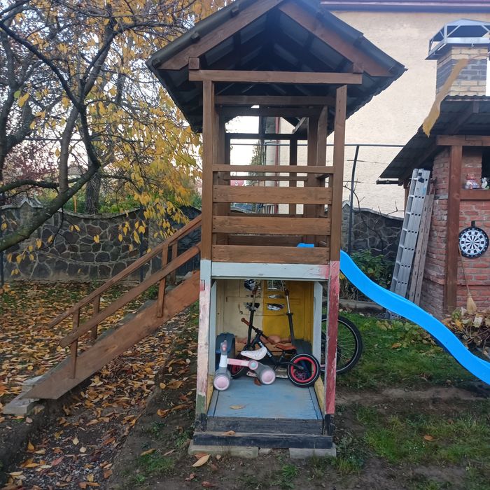 Дитячий майданчик