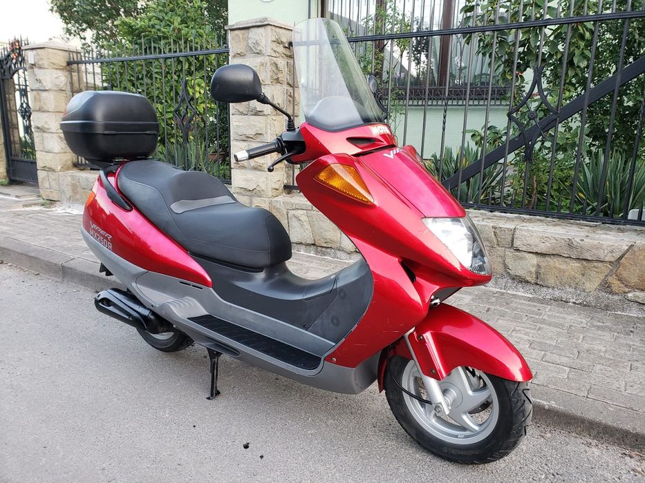 Продам максі скутер Honda Foresight 250 кубів