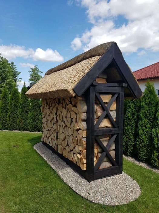 drewutnia kryta strzechą, trzcina, producent!