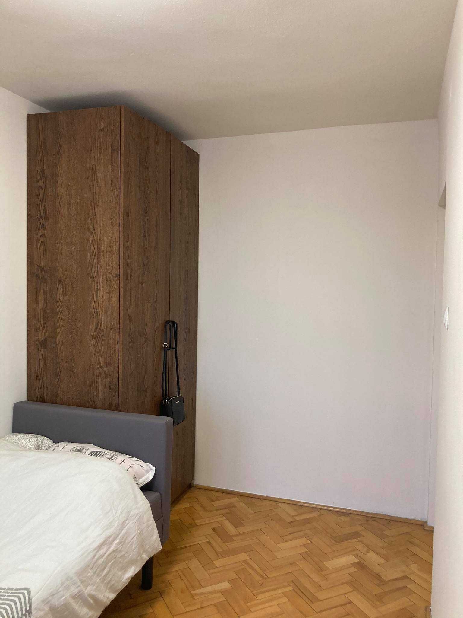 Pokój jednoosobowy przy Kazimierza Wielkiego/Zbrojów. Dwa wolne pokoje