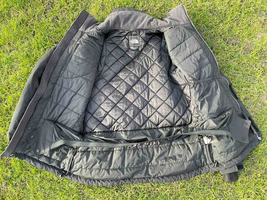 Женская зимняя горнолыжная куртка пуховик The North Face Hyvent M TNF