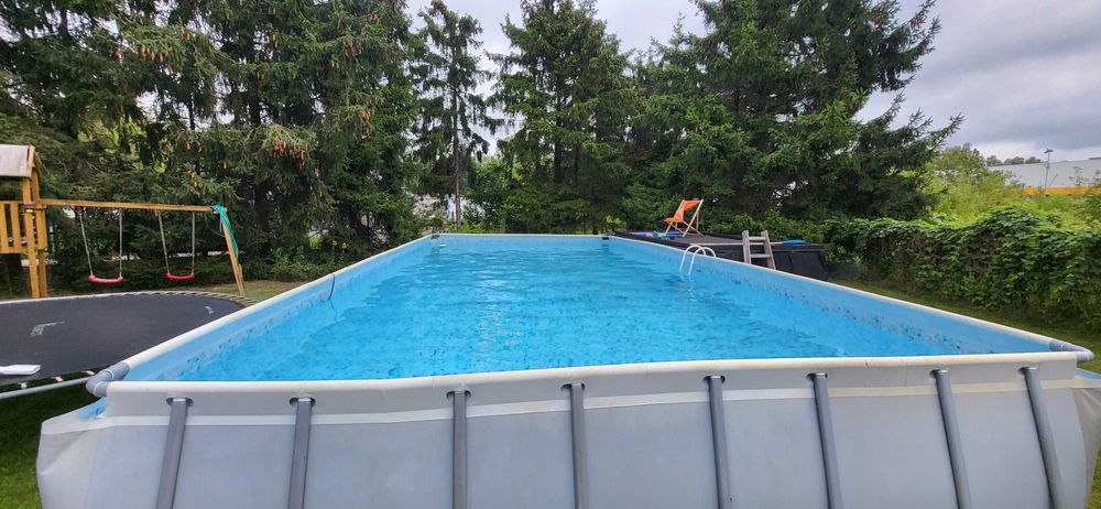 Basen ogrodowy 5x10 m.