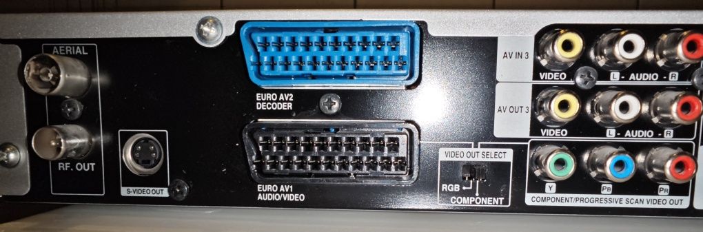 Nagrywarka DVD LG Electronic RH188 z VHS na DvD
