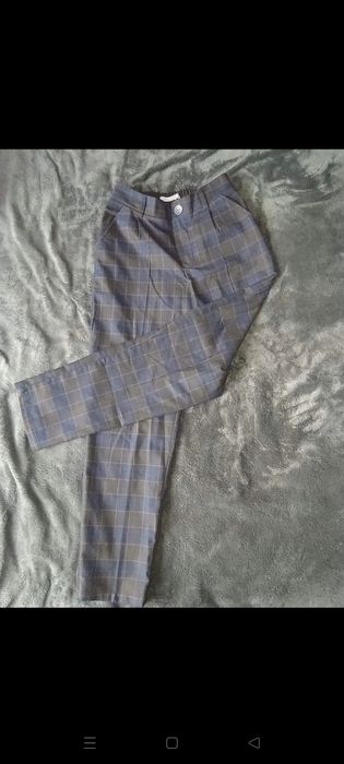 Eleganckie spodnie dziewczęce House