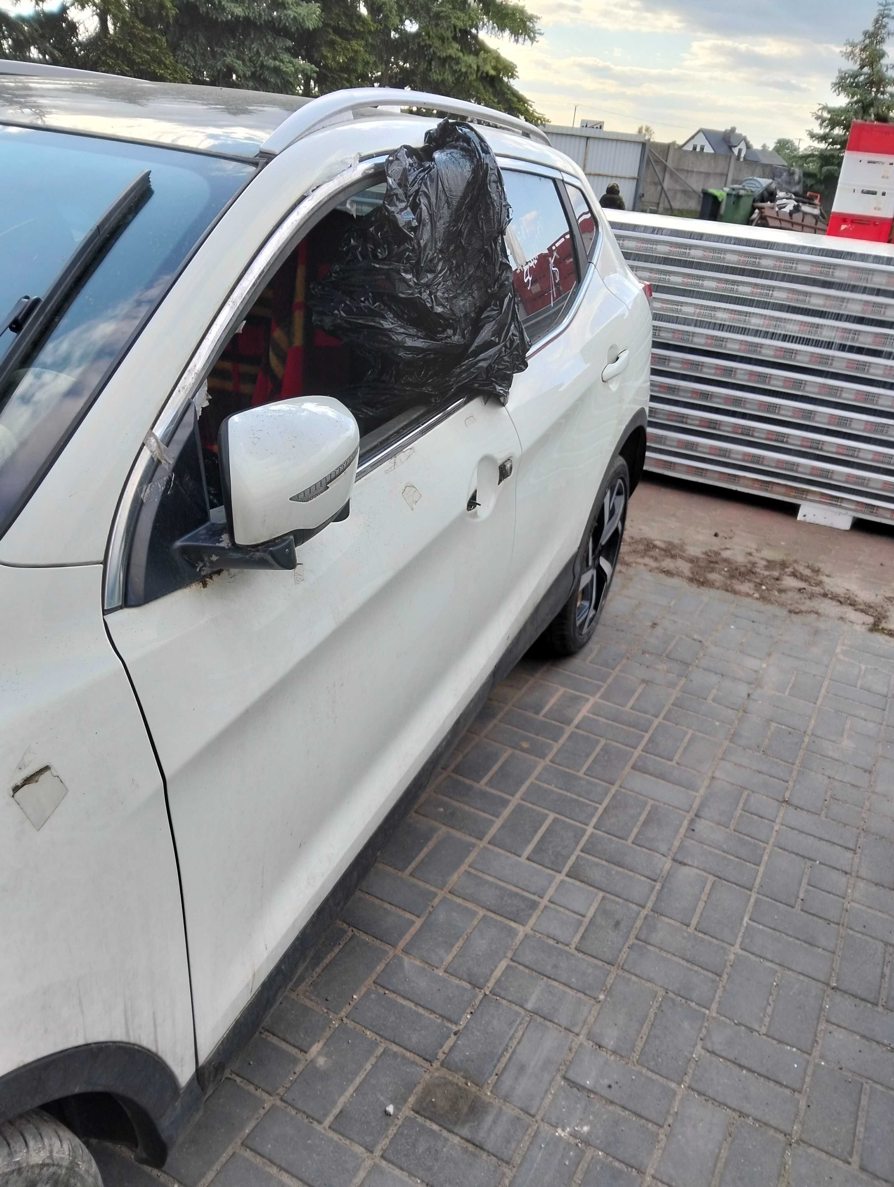 Drzwi przednie lewe Nissan Qashqai j11 326g orginal