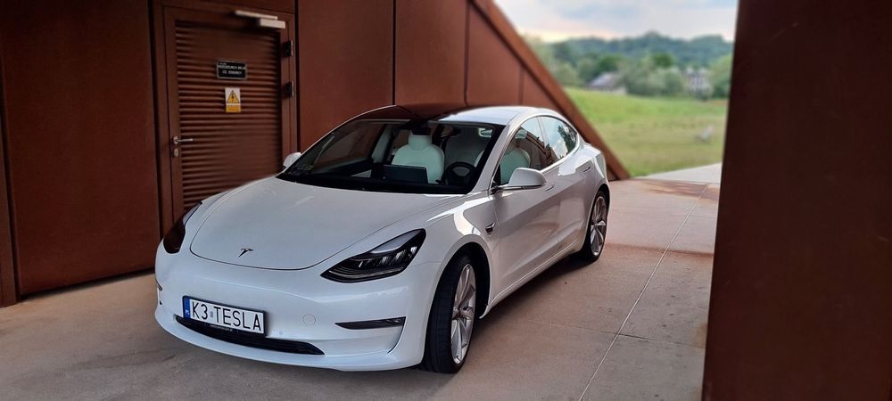 Tesla Model 3 Tesla Model 3 Performance | VAT 23%