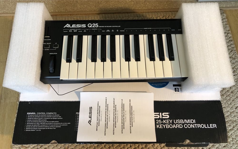 Alesis Q25 (Teclado Midi como novo, com caixa e manual)