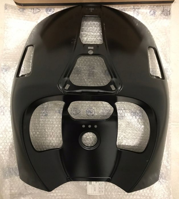 Vespa GTS 125 czasza rama przód