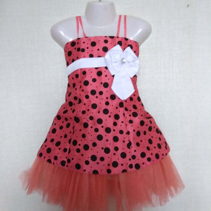 Сукні плаття розпродаж після прокату