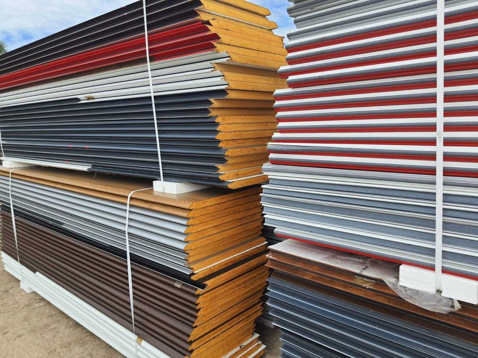 Płyta warstwowa / Ocieplenie ścian, sufitów, dachów..