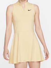 Теннисное платье Nike