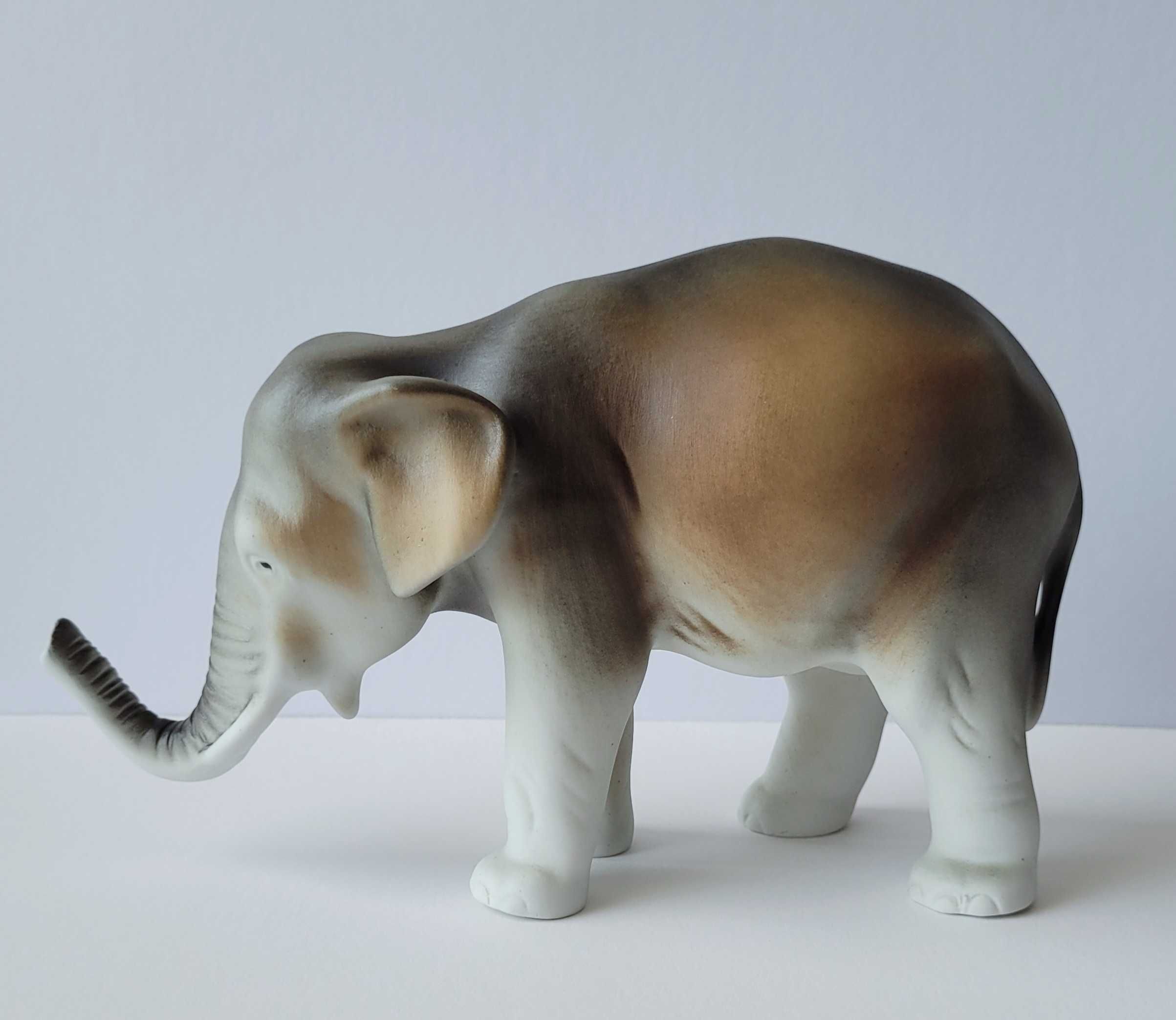 Porcelanowa figurka Słonia Royal Dux
