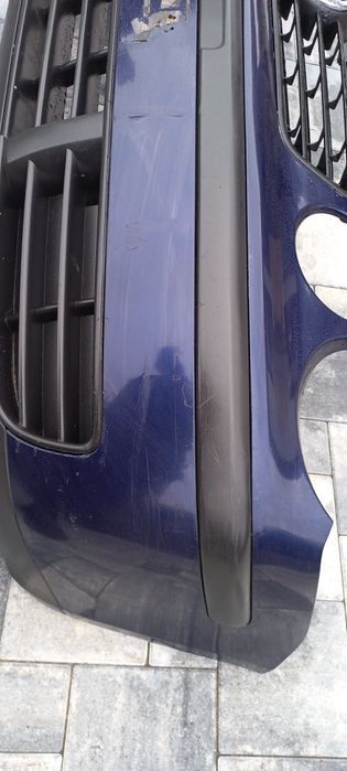 VW polo okular okularnik zderzak przód przedni granatowy lb5n