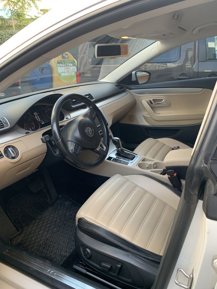 Продам Volkswagen CC 2012