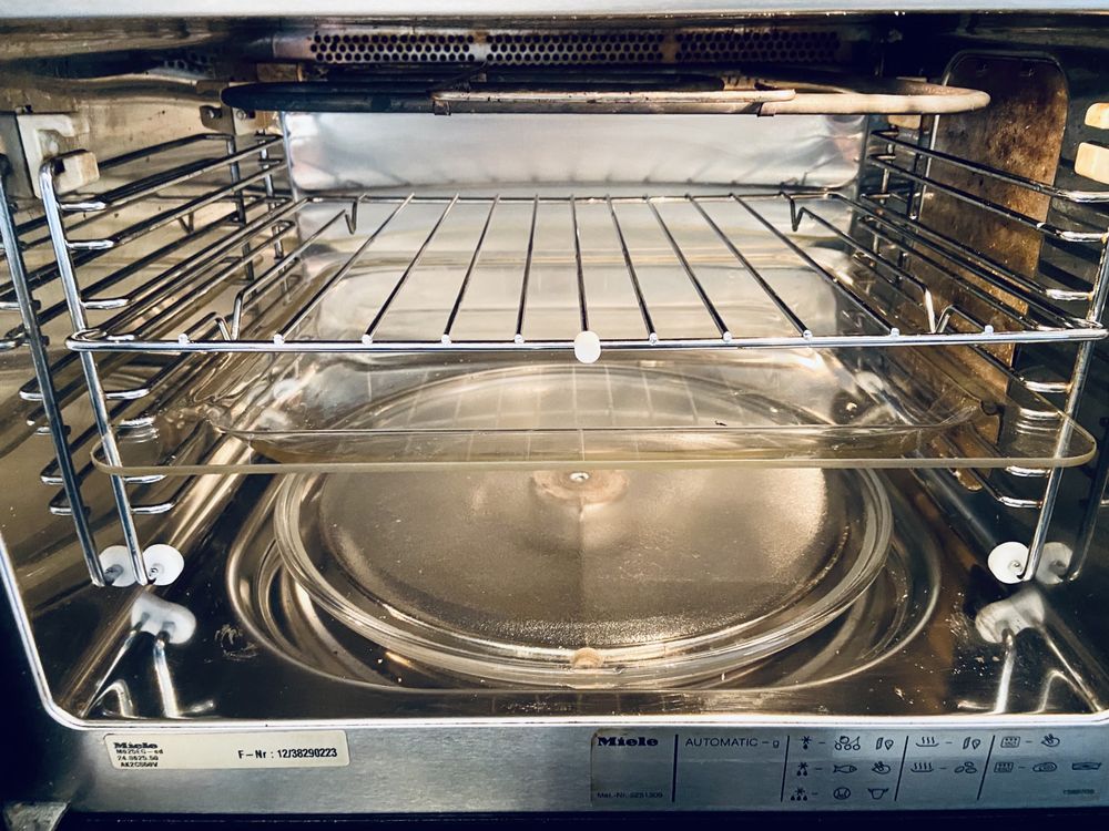 Kuchenka mikrofalowa Miele M 625 EG grill do zabudowy