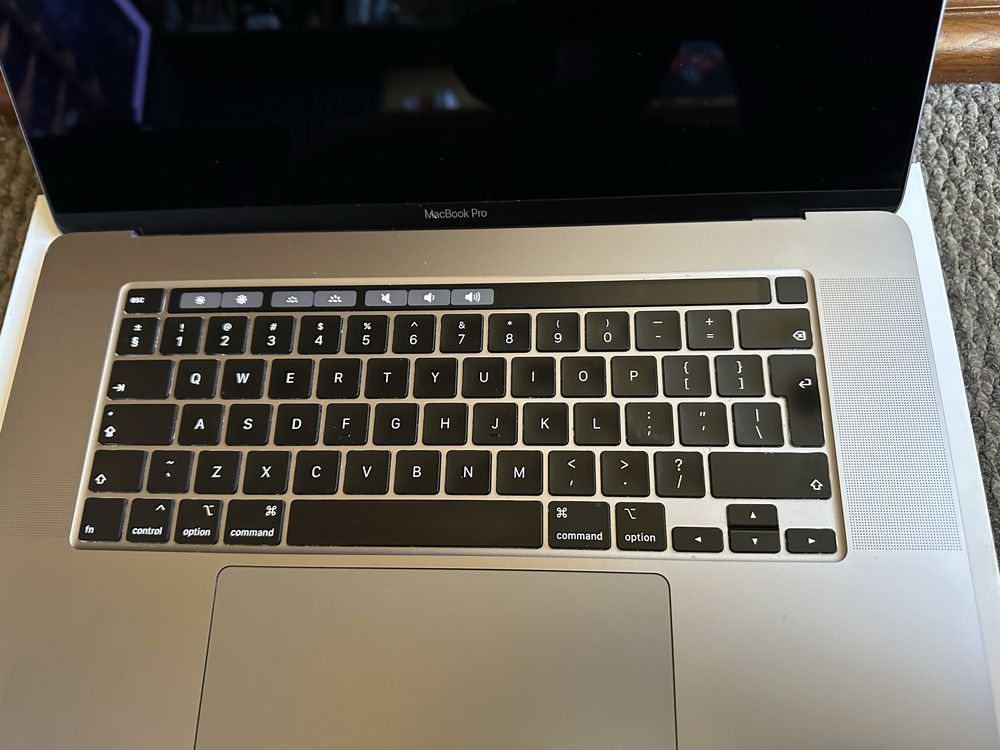 MacBook Pro 16 i7 16/512 A2141  Space Gray 2019