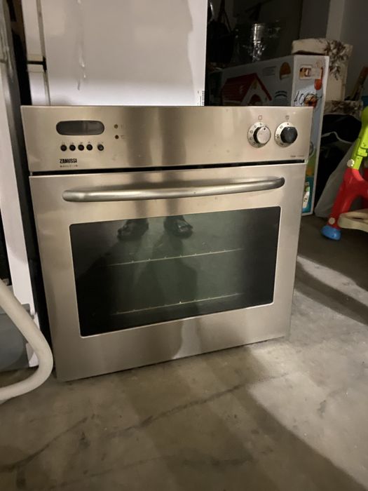 Forno de encastrar Zanussi