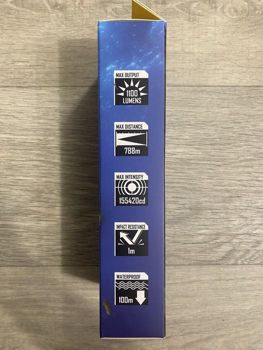 Ліхтар для дайвінгу Nitecore DL30 (USB-C) з акумулятором