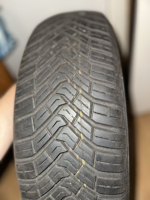 Opony całoroczne Continental 165/70 R14 – 3 sztuki, dobry stan