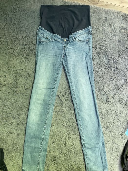 Zestaw ubrań ciążowych