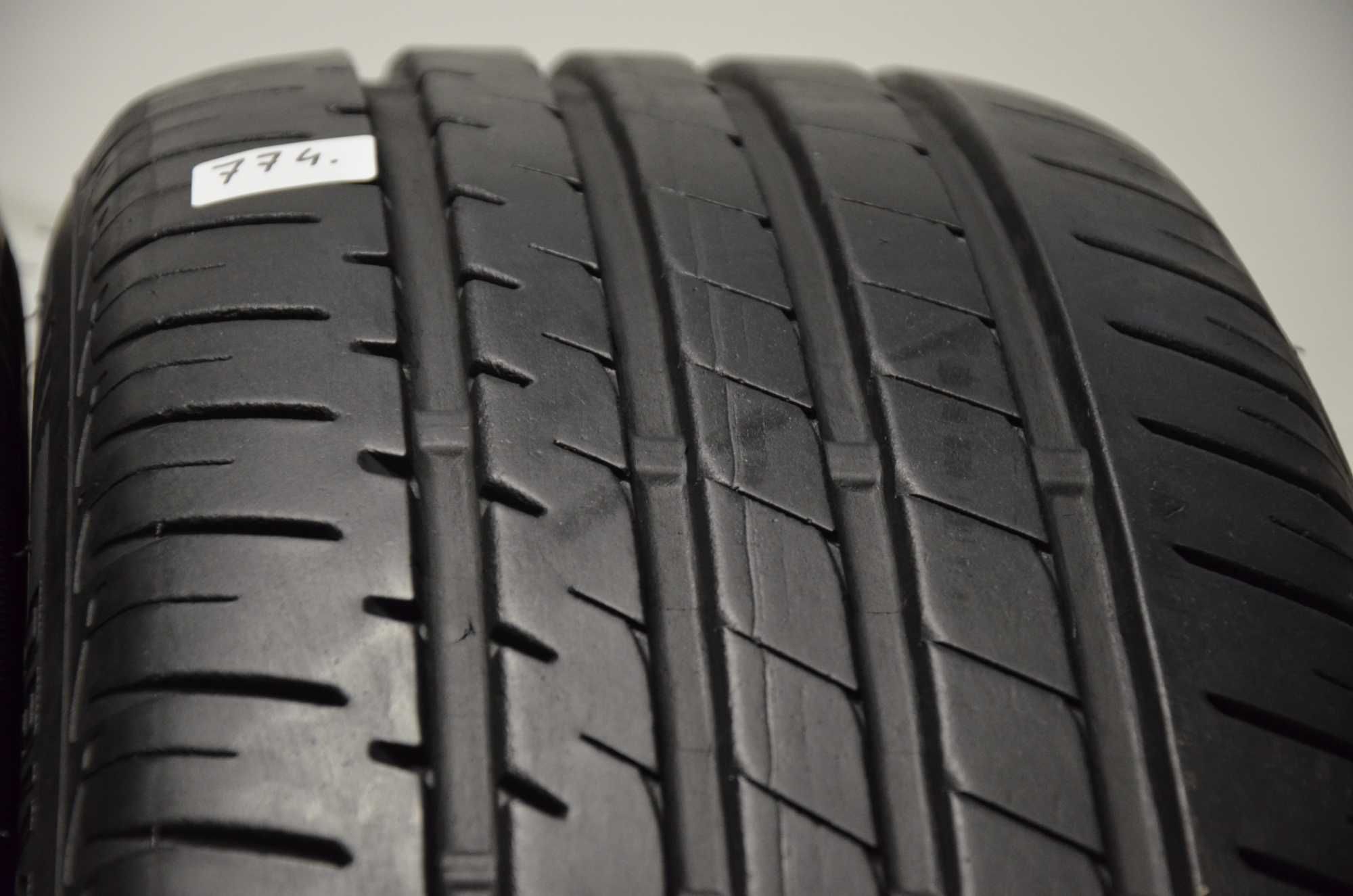 ROK 2022, 225/55 R17 Lassa Driveways Para nr774