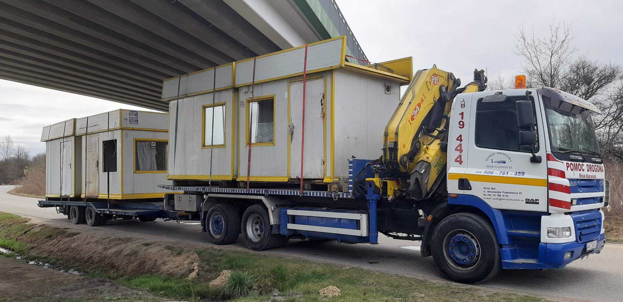 Dźwig Liebherr 60 ton, HDS + Transport.