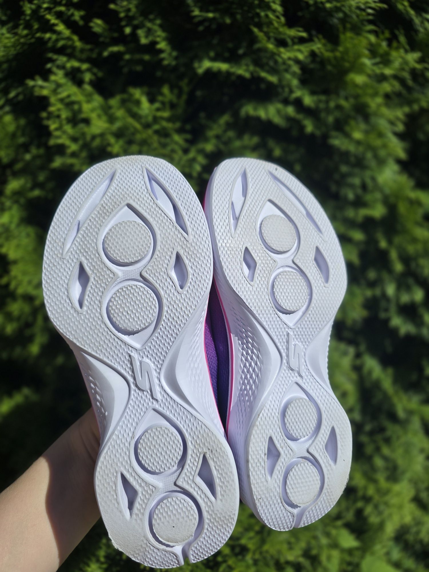 Сліпони Skechers кросівки на дівчинку