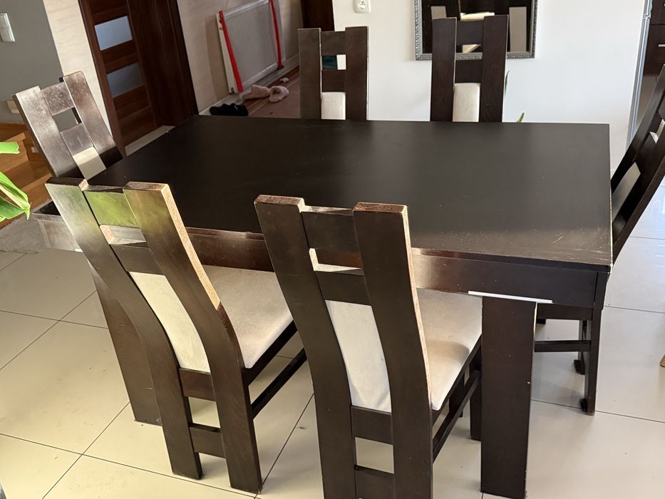 Stół do jadalni/salonu z kompletem z krzesłami