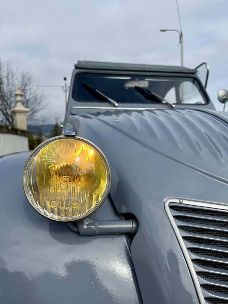 Citroen 2cv az Primeira série