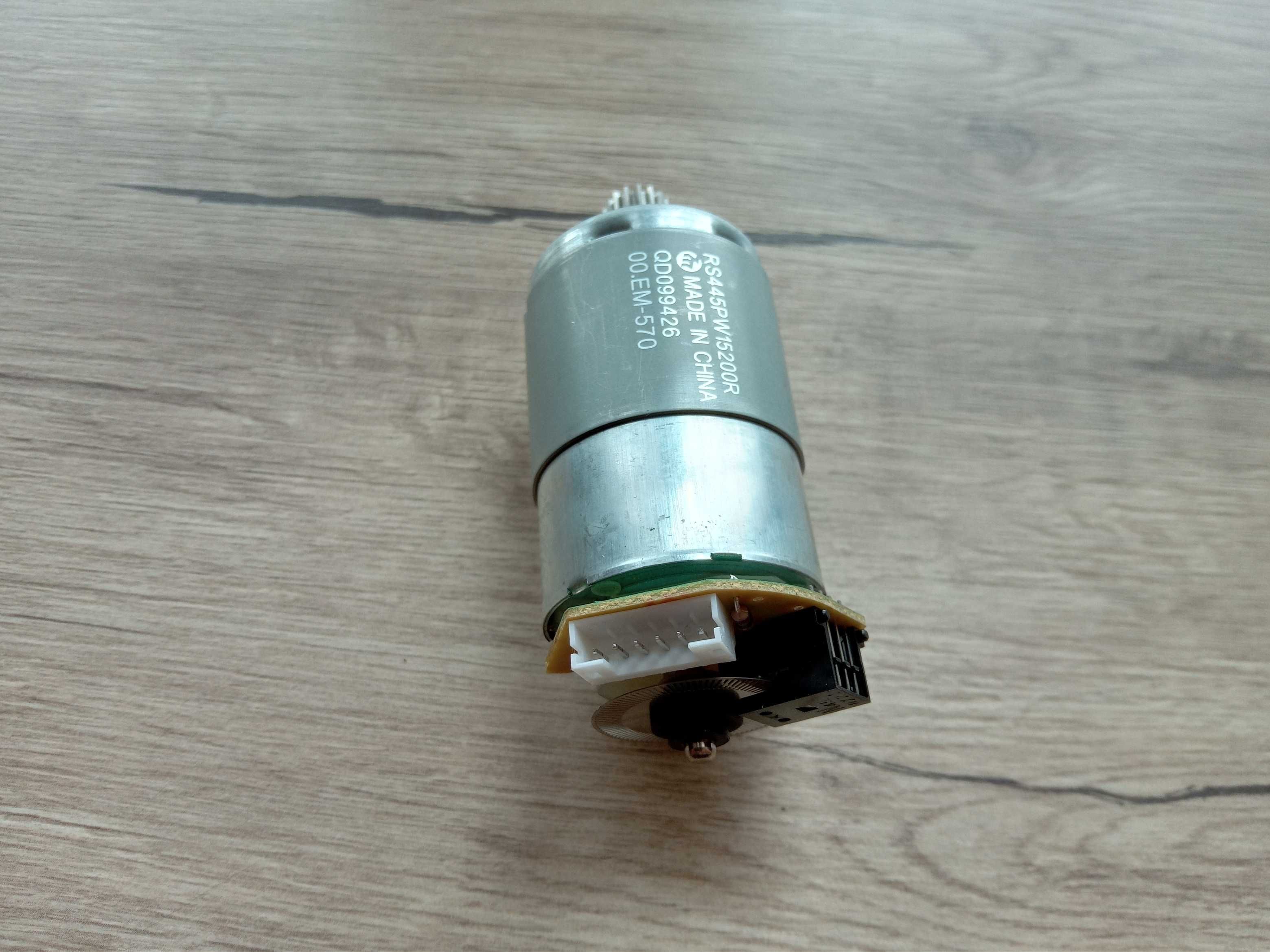 Silnik DC RS445PW15200R 24V – używany, w 100% sprawny