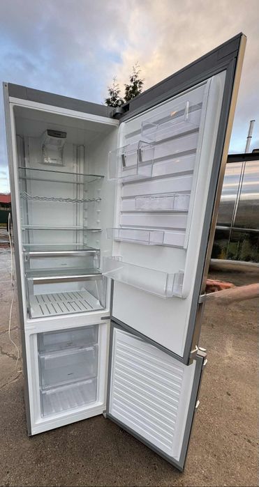 Sprzedam lodówkę Electrolux