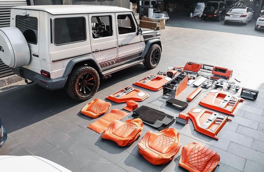 Рестайл комплект интерьера салона для Mercedes G63 W463.