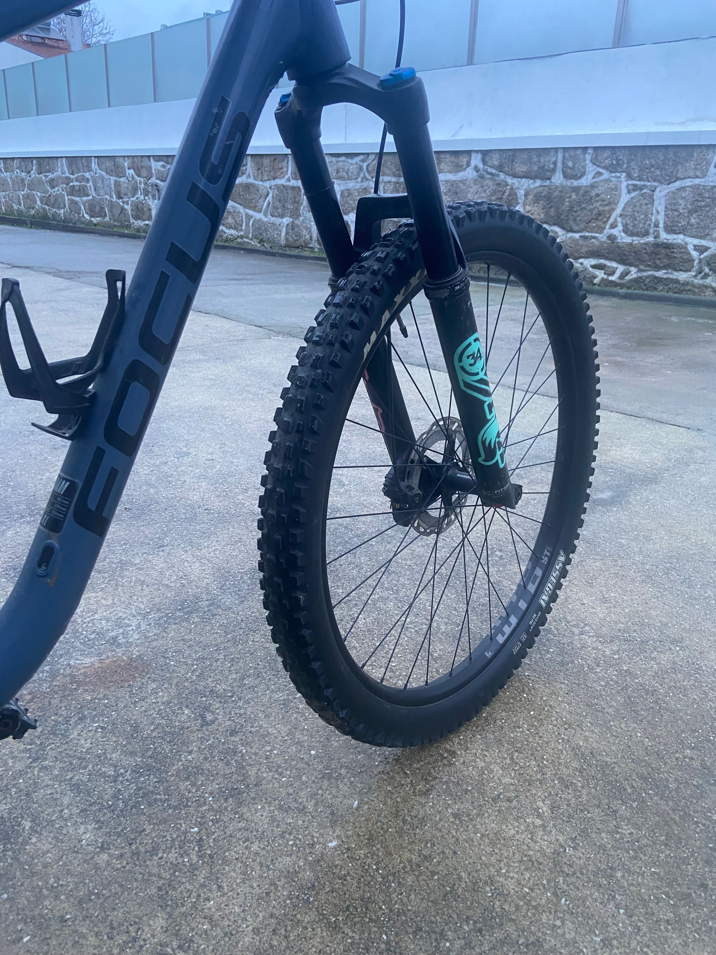 Bicicleta enduro