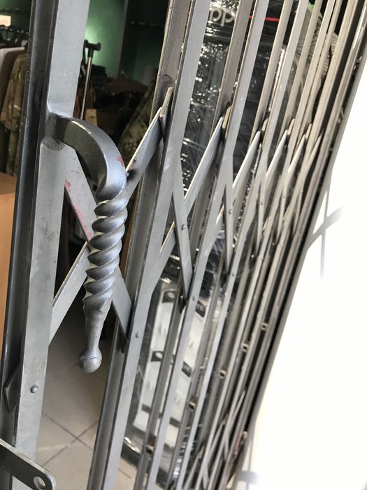 Грати розсувні (решітка гратчаста)