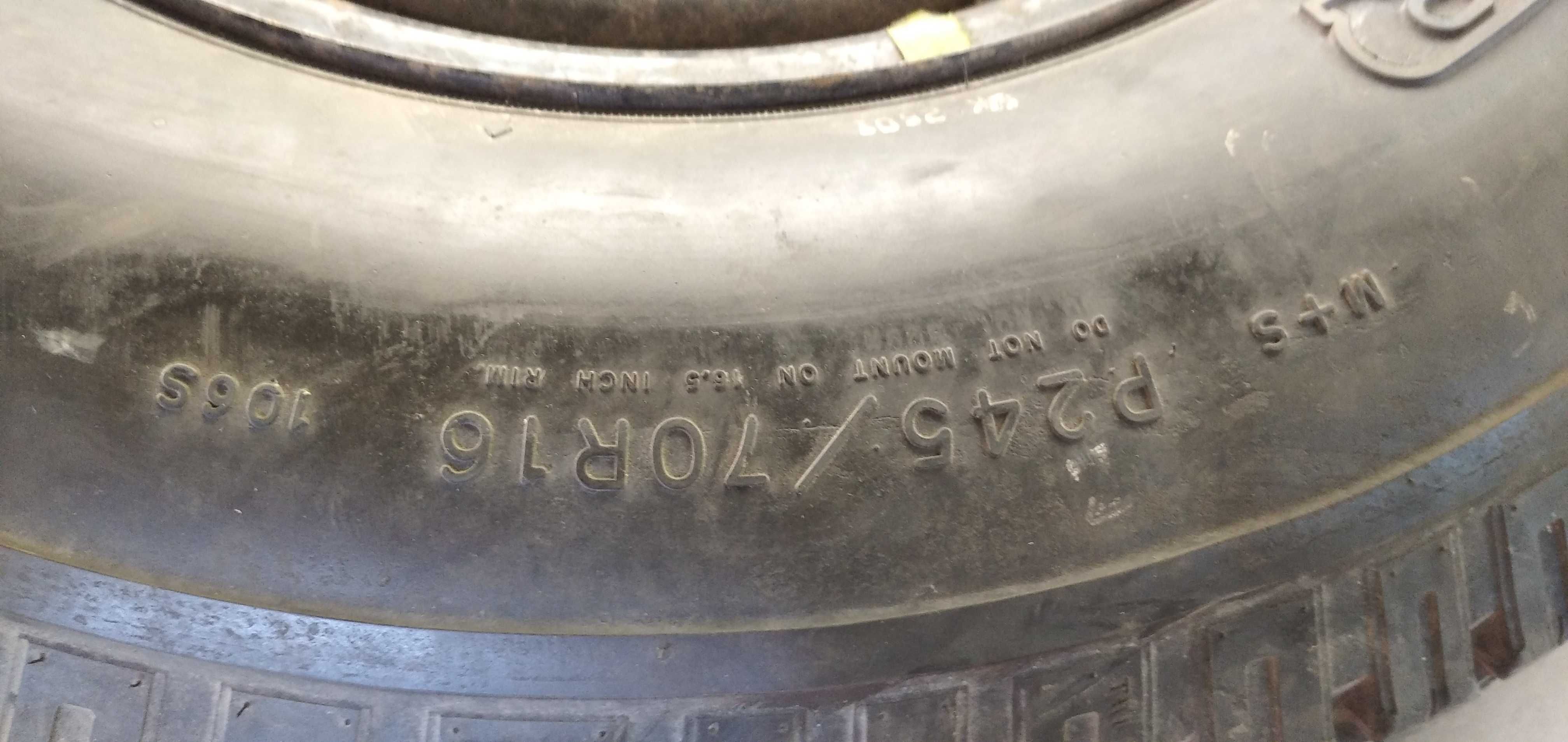 Продам запаску goodyear wrangler 245 70 r16 кріплення 5x114.3