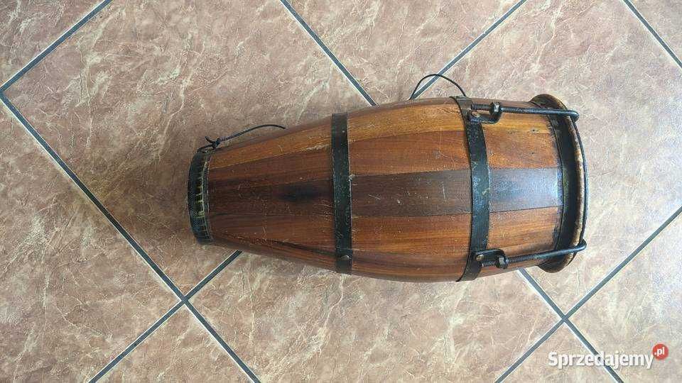 Atabaque rodzaj jednomembranowego bębna z Brazylii instrument Capoeiry