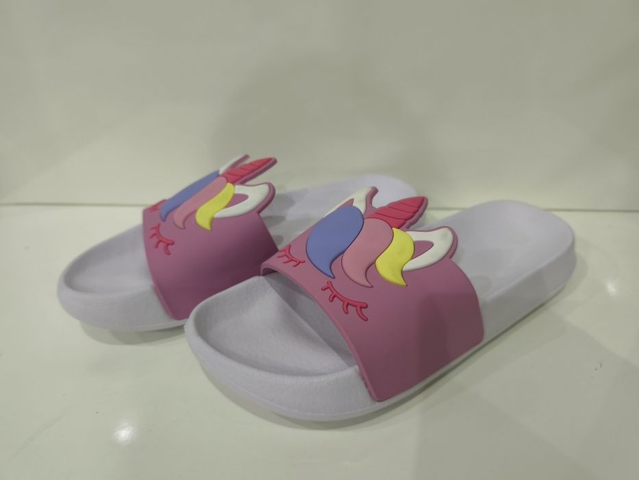 Chinelos Unicórnio Novos da Unit Shoes