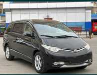Продам авто Тойота превия 2.4 автомат Торг у машины.