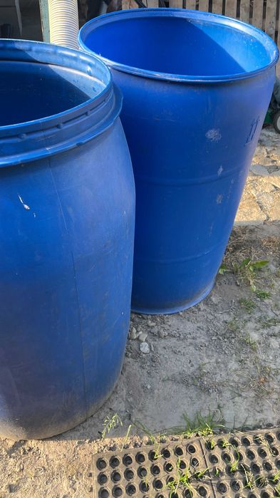 Beczka plastikowa 200l.