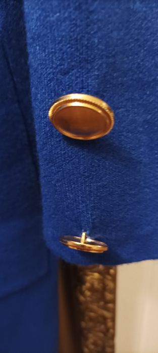 Sukienka dzianinowa damska chabrowa.