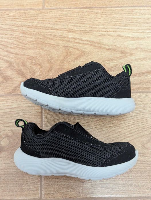 Кросівки Skechers Dyna-Lite Розмір 22