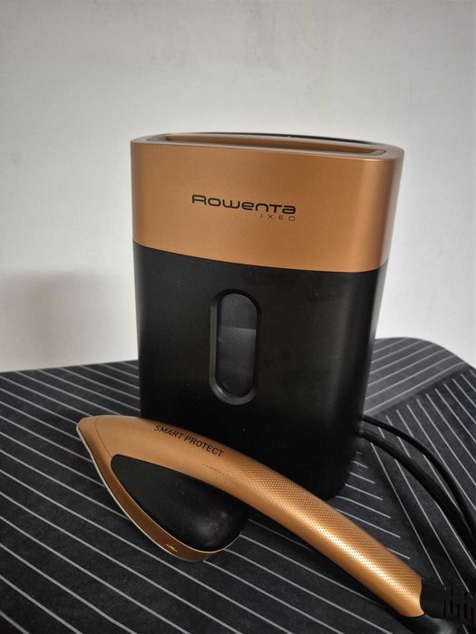 Ferro de Engomar a Vapor Rowenta