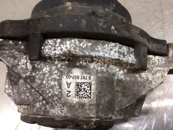 Apoio do motor BMW 1 (F20)