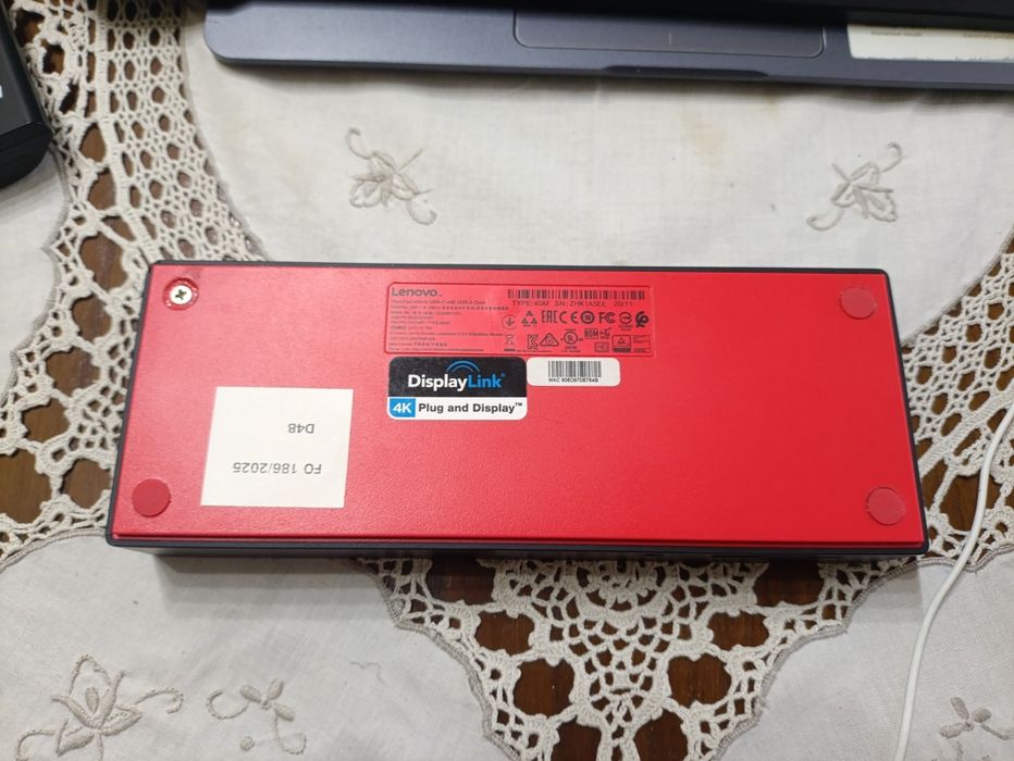 Base e complicador de portas  thinkPad