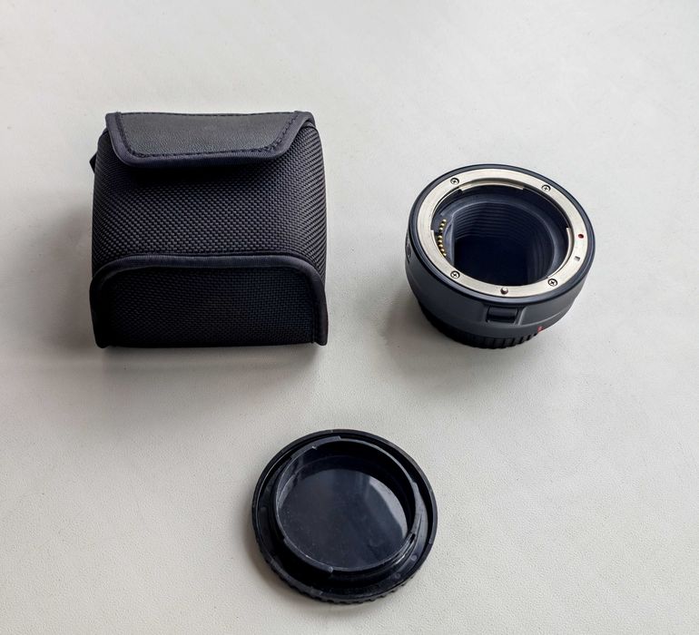 Адаптер перехідник RF Canon Mount Adapter EF-EOS R оригінал
