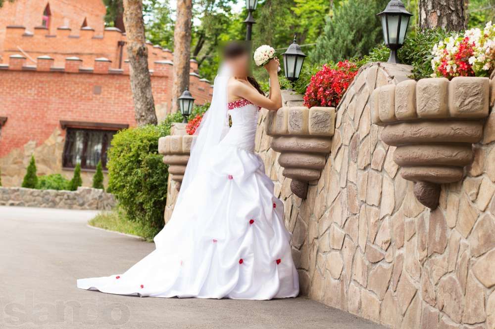 Продам свадебное платье