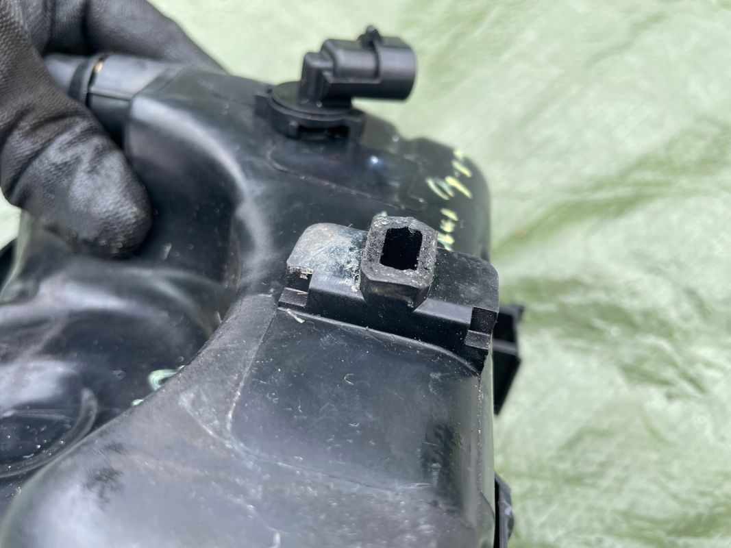 Zbiorniczek Wyrównawczy Płynu Czujnik Insignia A 2.8 Turbo Opc
