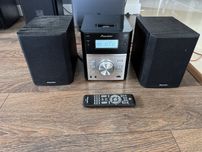 Mini wieza Pioneer radio/CD/USB